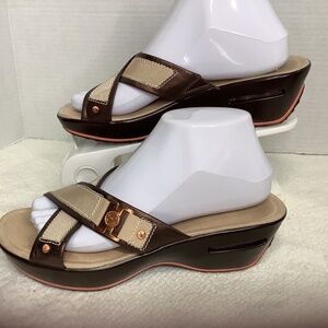 Cole Haan Nike air ladies cross strap slides platform beige/copper